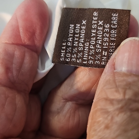 J.McLaughlin Elegant‎ Cream Knit Dress. Long Sleeves. Size Large. - Picture 7 of 10